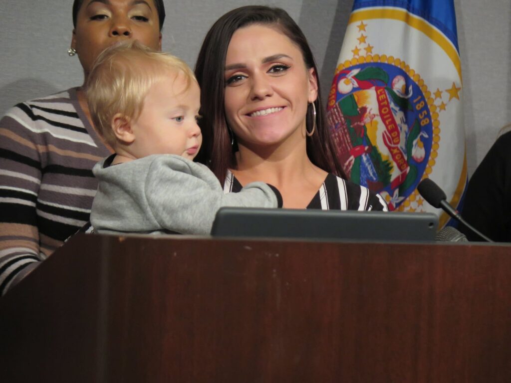 Amanda Weber reunited with her 14-month old son in Minnesota